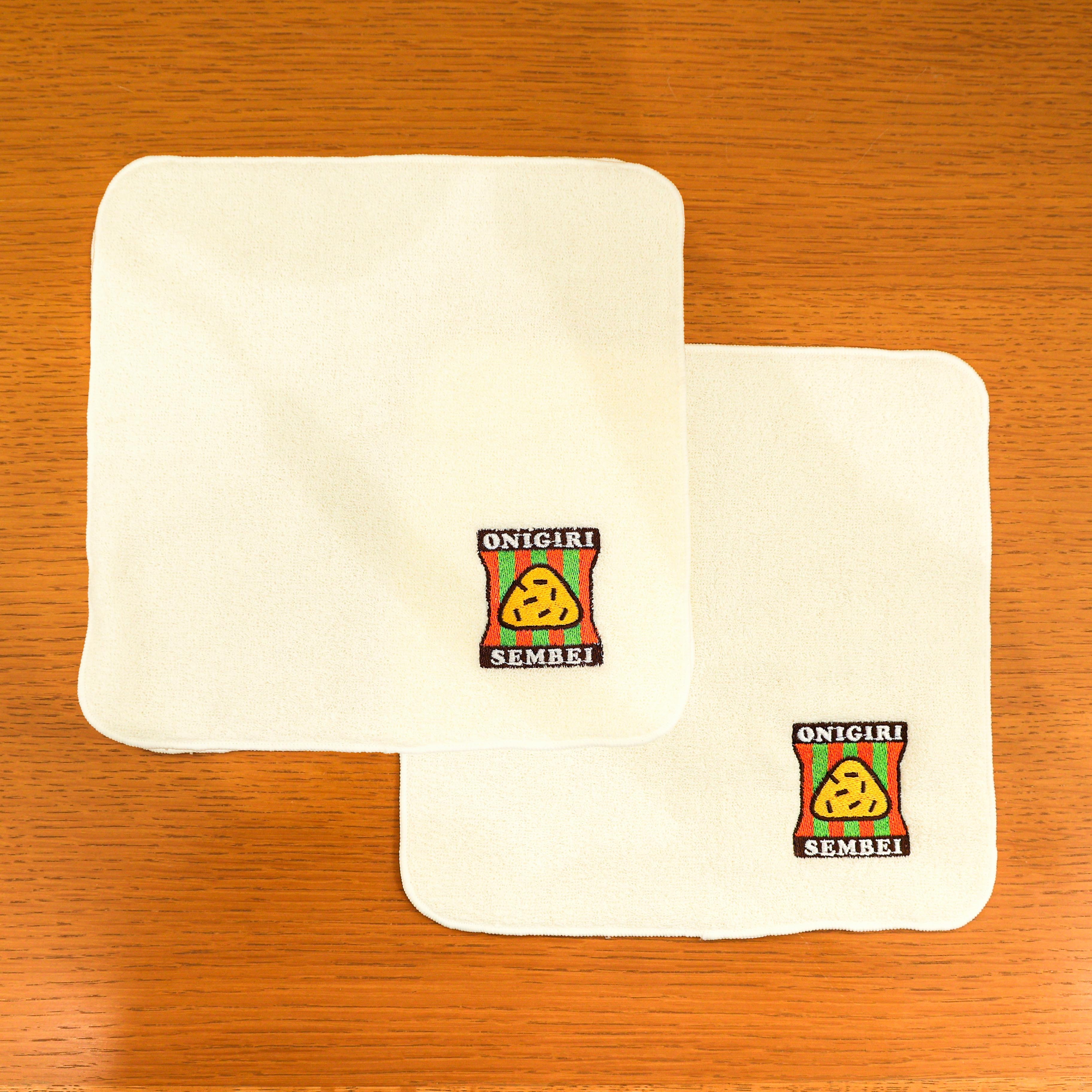 ハンカチ（おにぎりせんべい）
